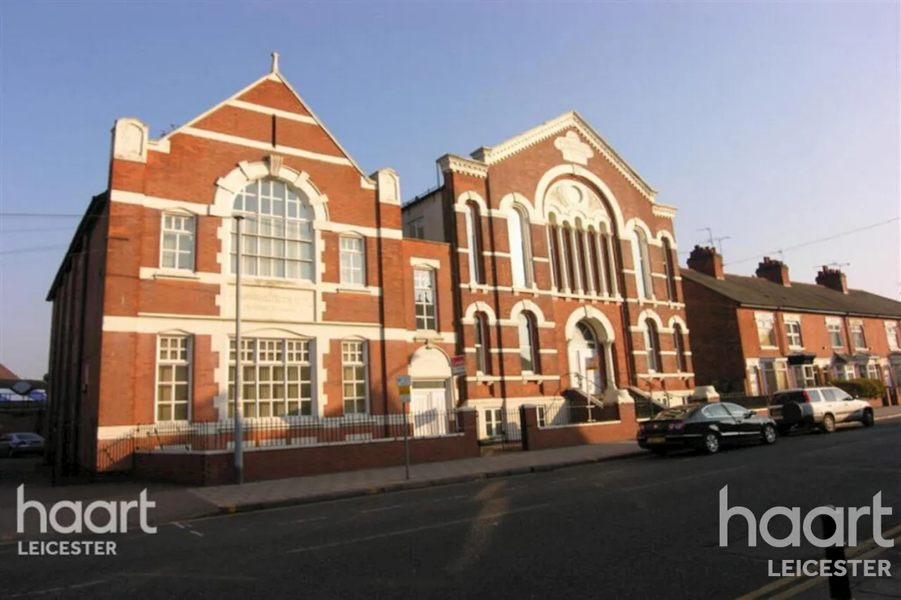 2 bed flat for sale, Fosse Road North, Leicester, LE3