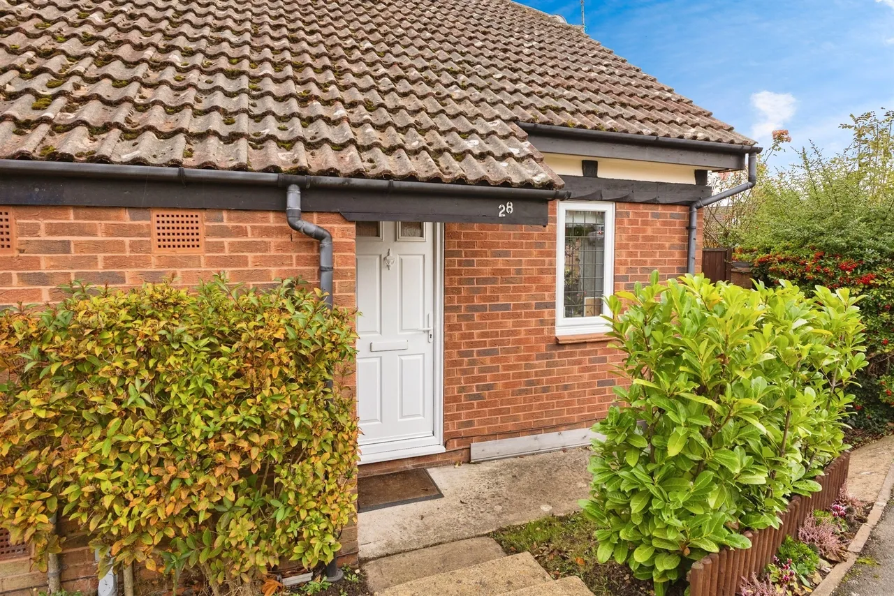 Measham Way, Lower Earley, RG6, photo 17