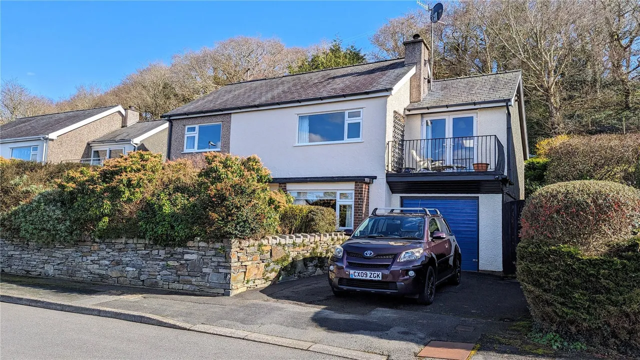 4 bed house for sale, Bryn Eithin, Talsarnau, LL47