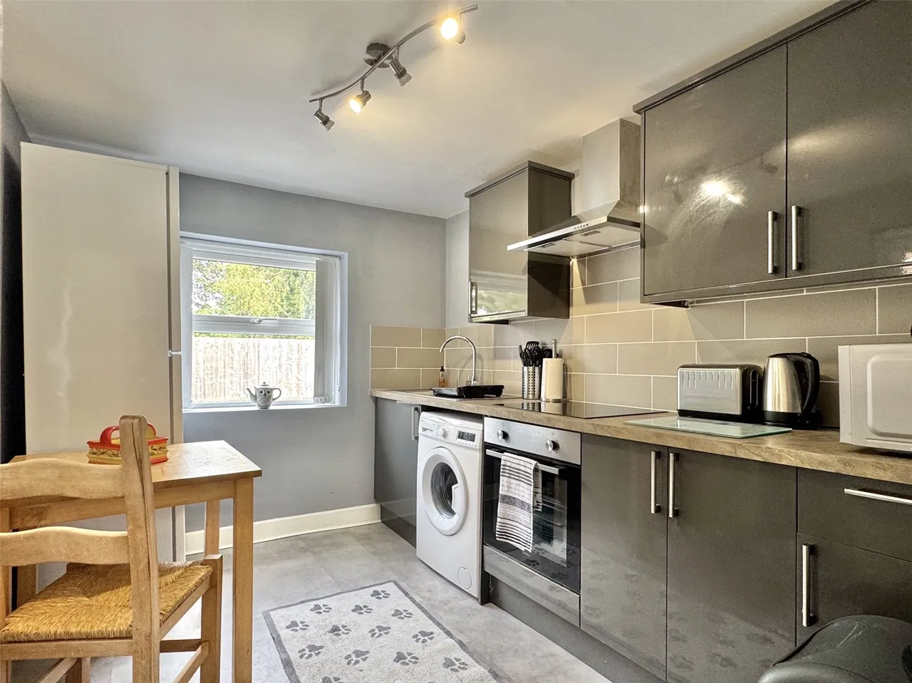 Ithon Road, Llandrindod Wells, Powys, LD1 6AS, photo 2