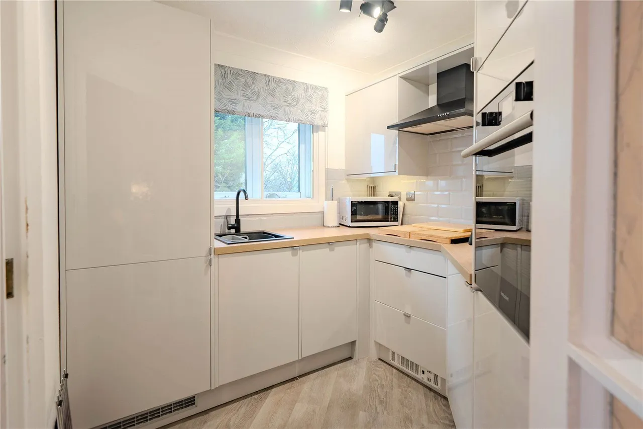 Primrose Court, Primley Park View, LS17, photo 11