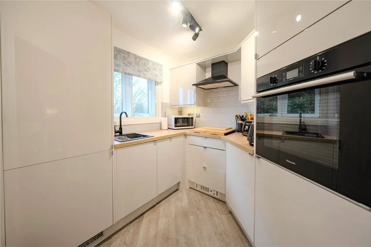 Primrose Court, Primley Park View, LS17, photo 10