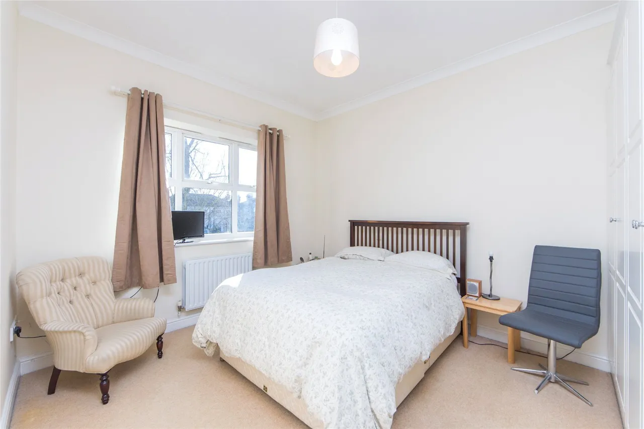 Penners Gardens, Surbiton, KT6, photo 6