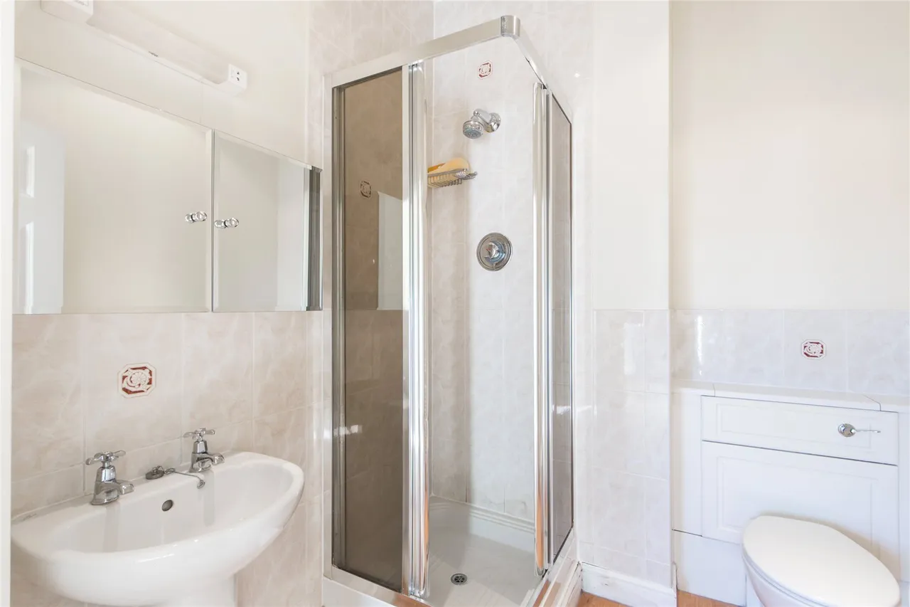 Penners Gardens, Surbiton, KT6, photo 8