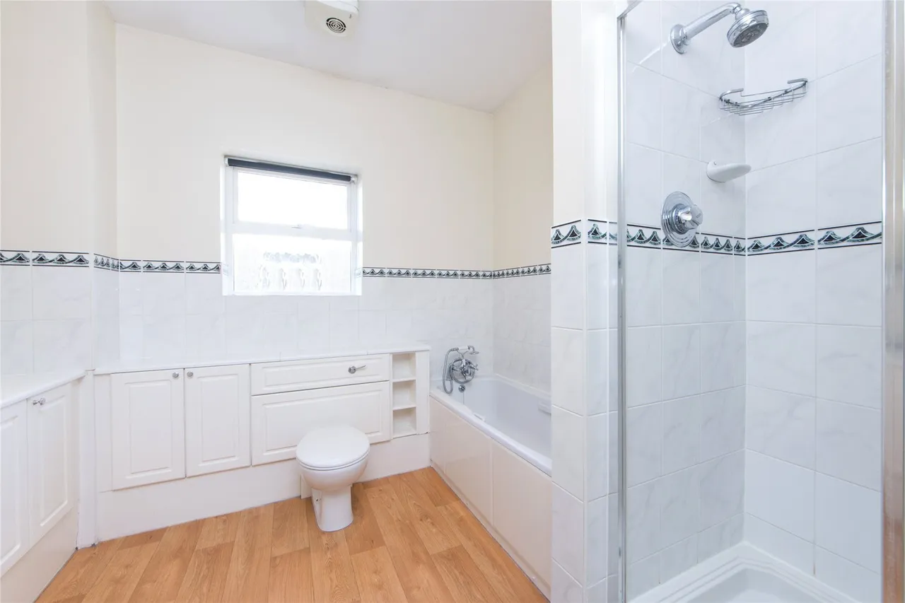 Penners Gardens, Surbiton, KT6, photo 4