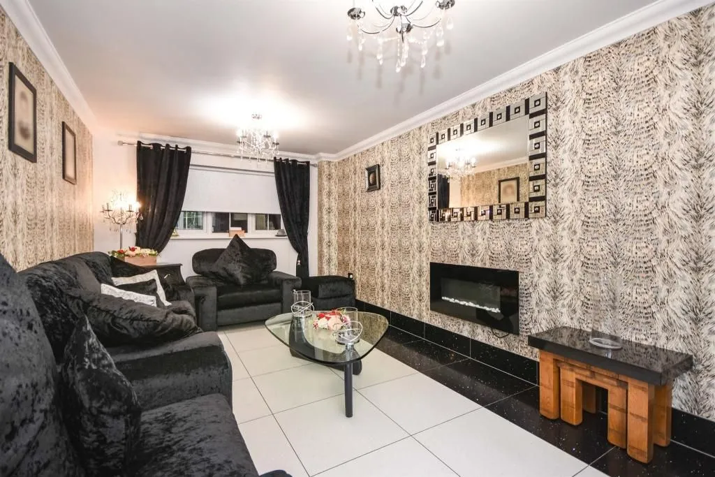 Weymouth Drive, Grays, Essex, RM16 6BX, photo 10