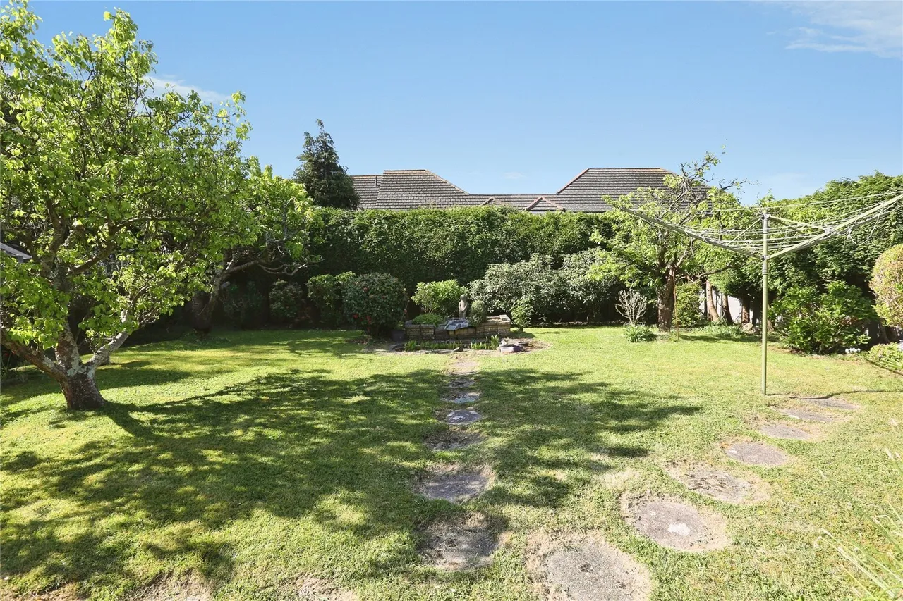 Pound Gate Drive, Titchfield Common, PO14, photo 10