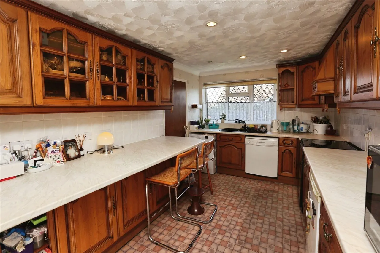 Pound Gate Drive, Titchfield Common, PO14, photo 5