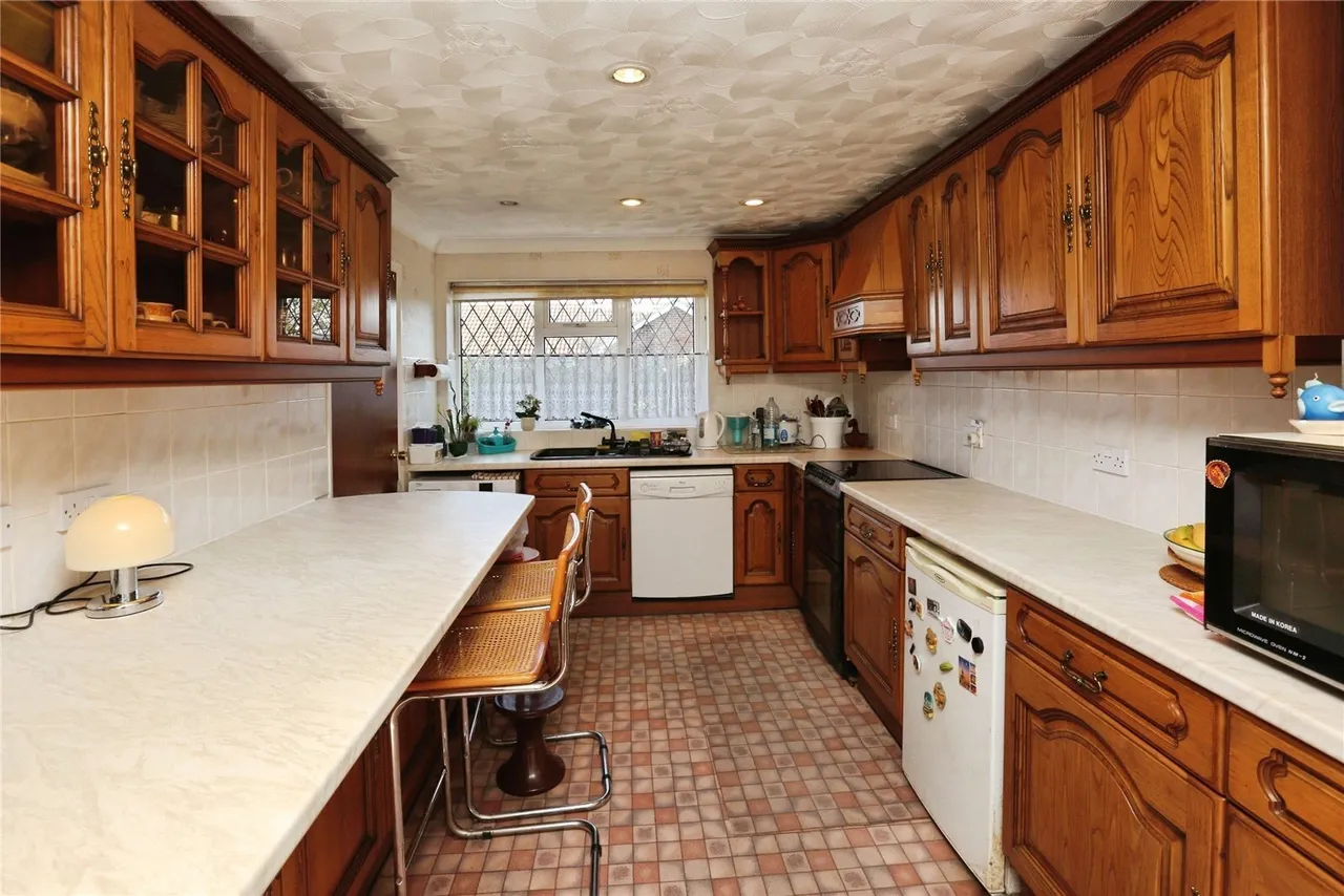 Pound Gate Drive, Titchfield Common, PO14, photo 4