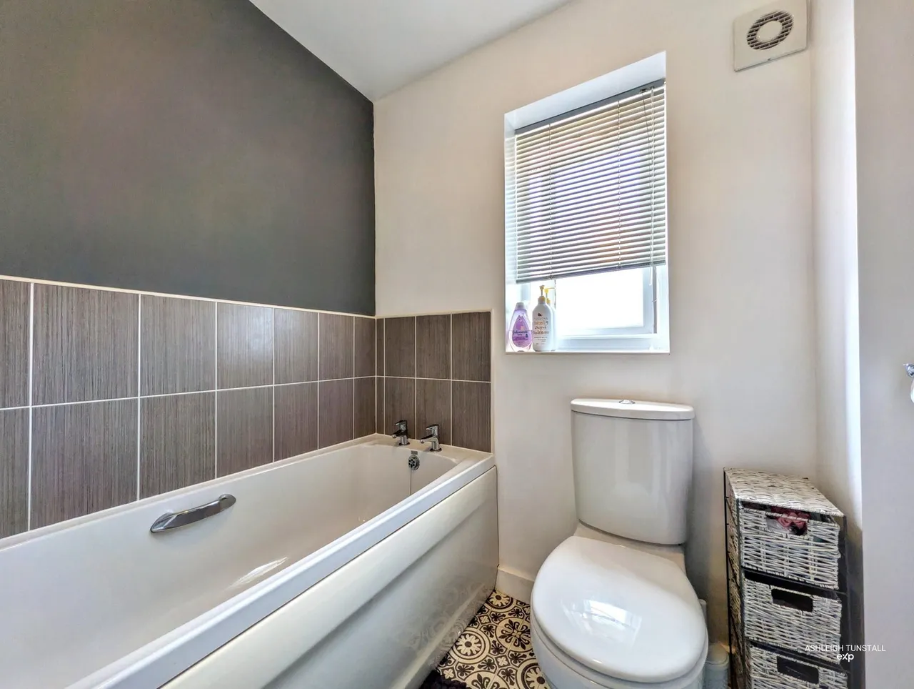 Weavers Avenue, Frizington, CA26, photo 12