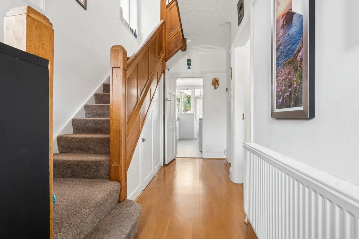 West Towers, Pinner, HA5, photo 5
