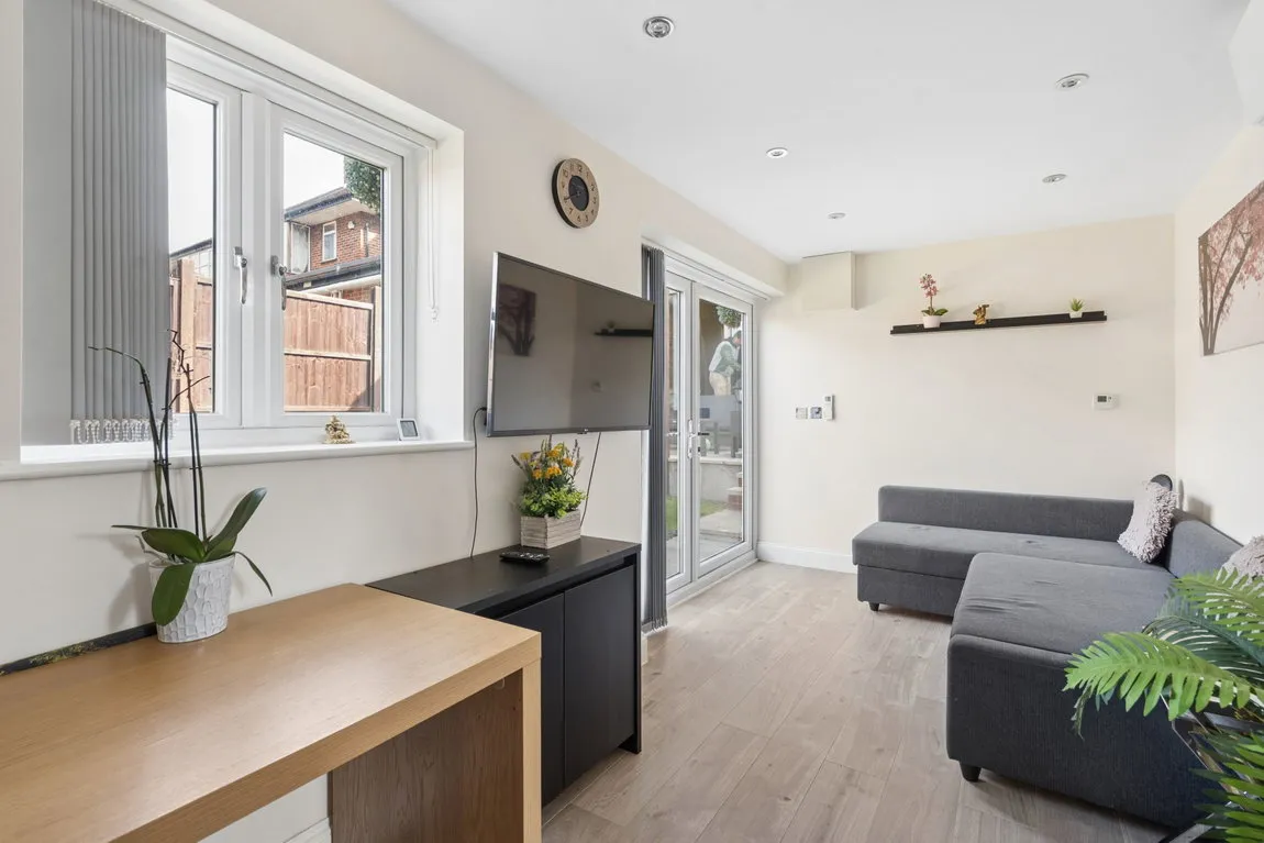 West Towers, Pinner, HA5, photo 16