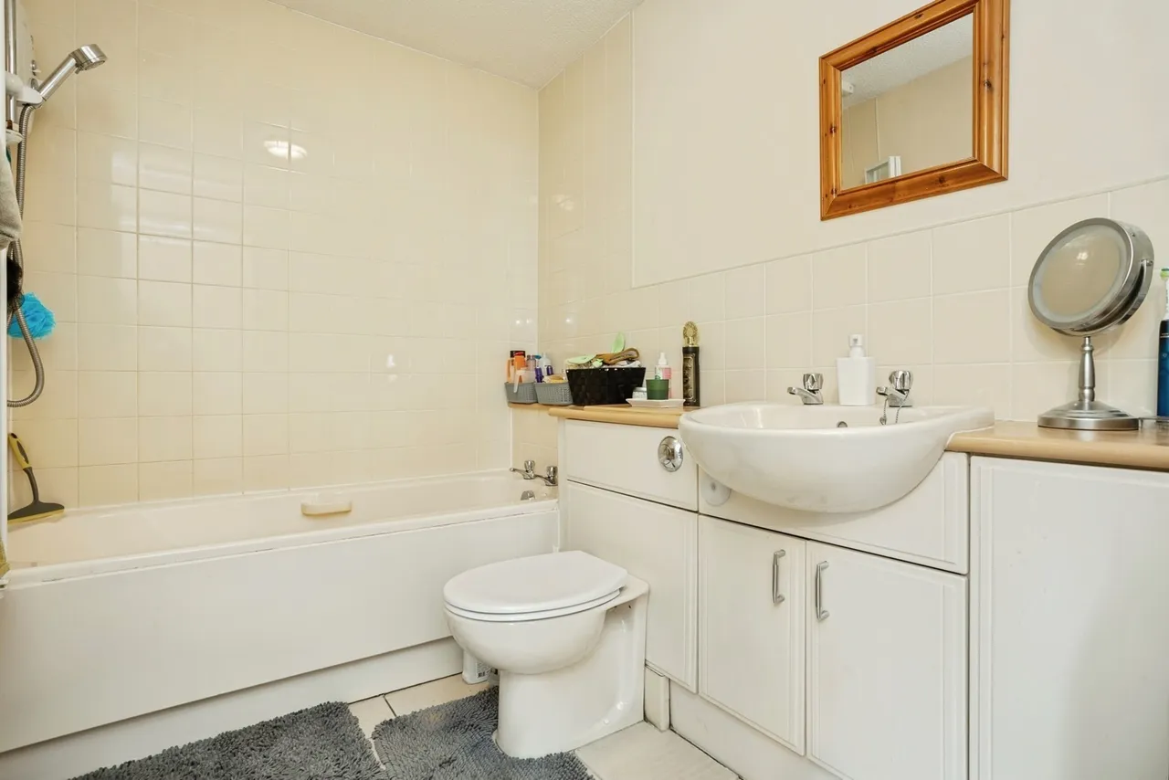 Station Street, Bingham, NG13, photo 8