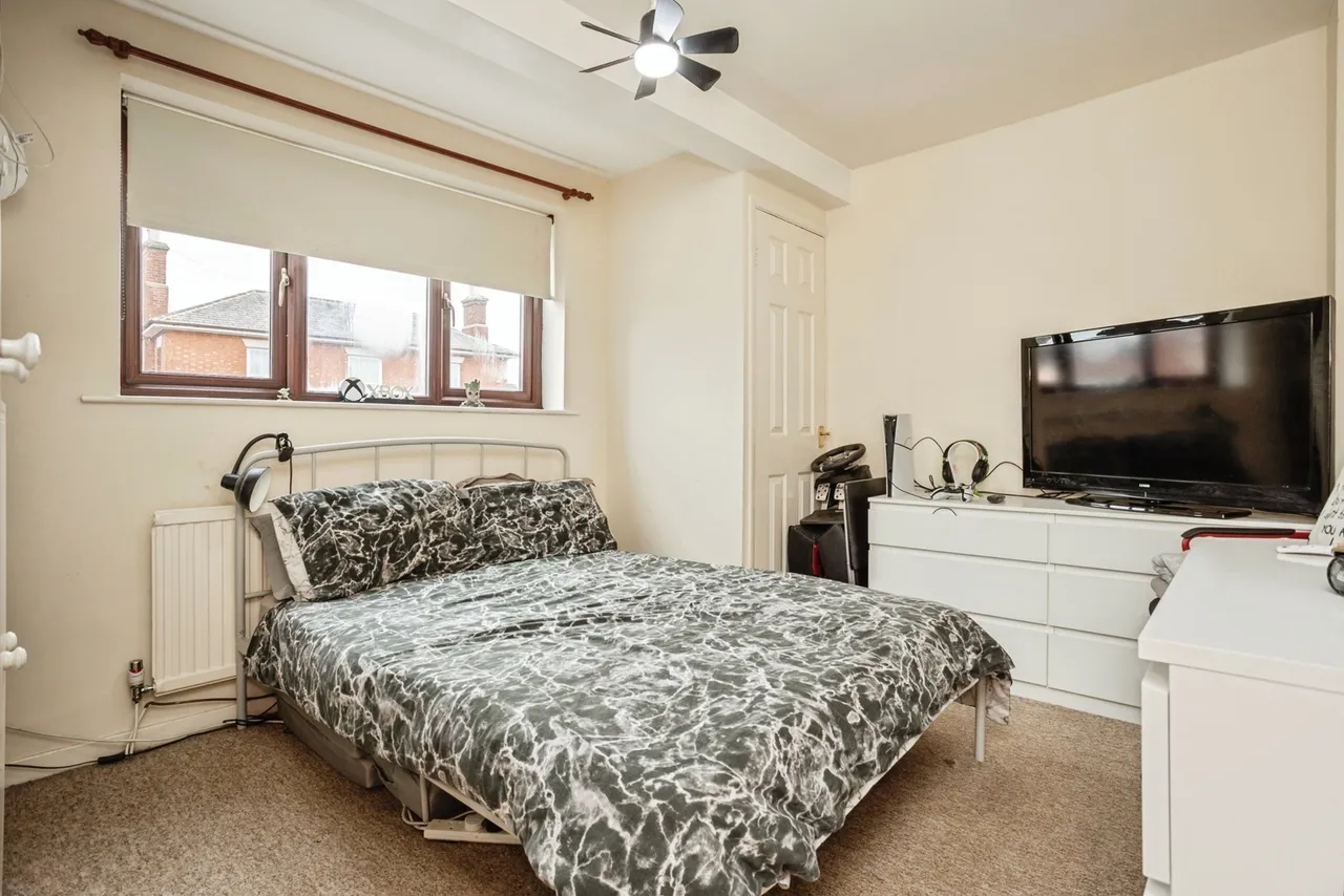 Station Street, Bingham, NG13, photo 10