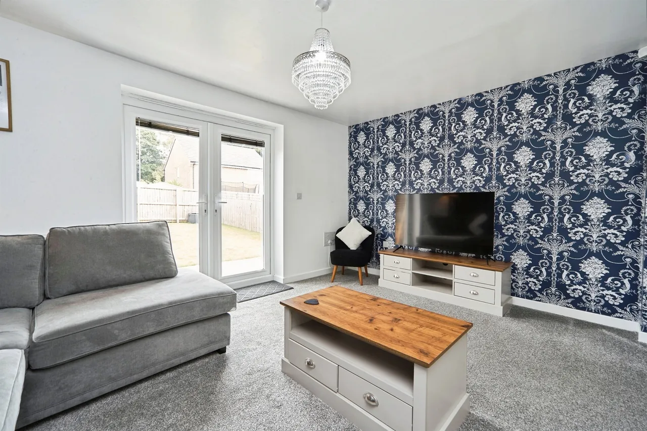 Quarry Bank Road, BRADFORD, photo 5