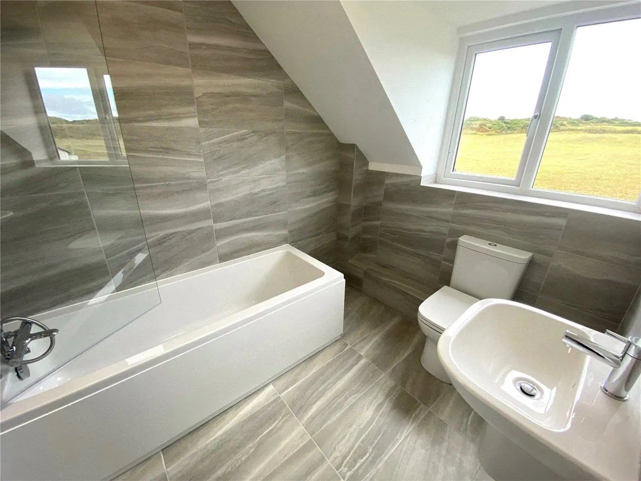 Parys Uchaf, Bull Bay, LL68, photo 11