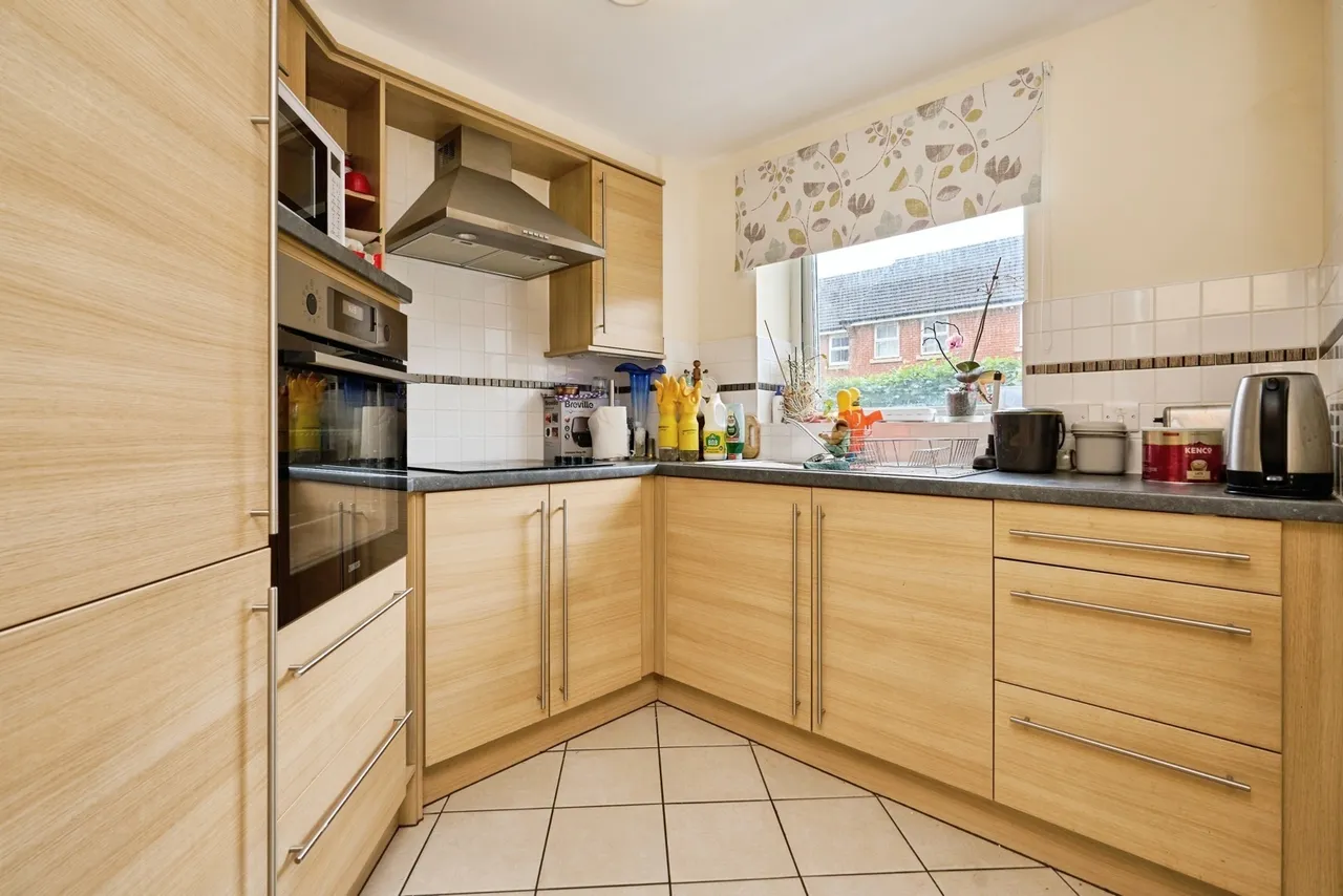 Foxes Road, Newport, PO30, photo 3