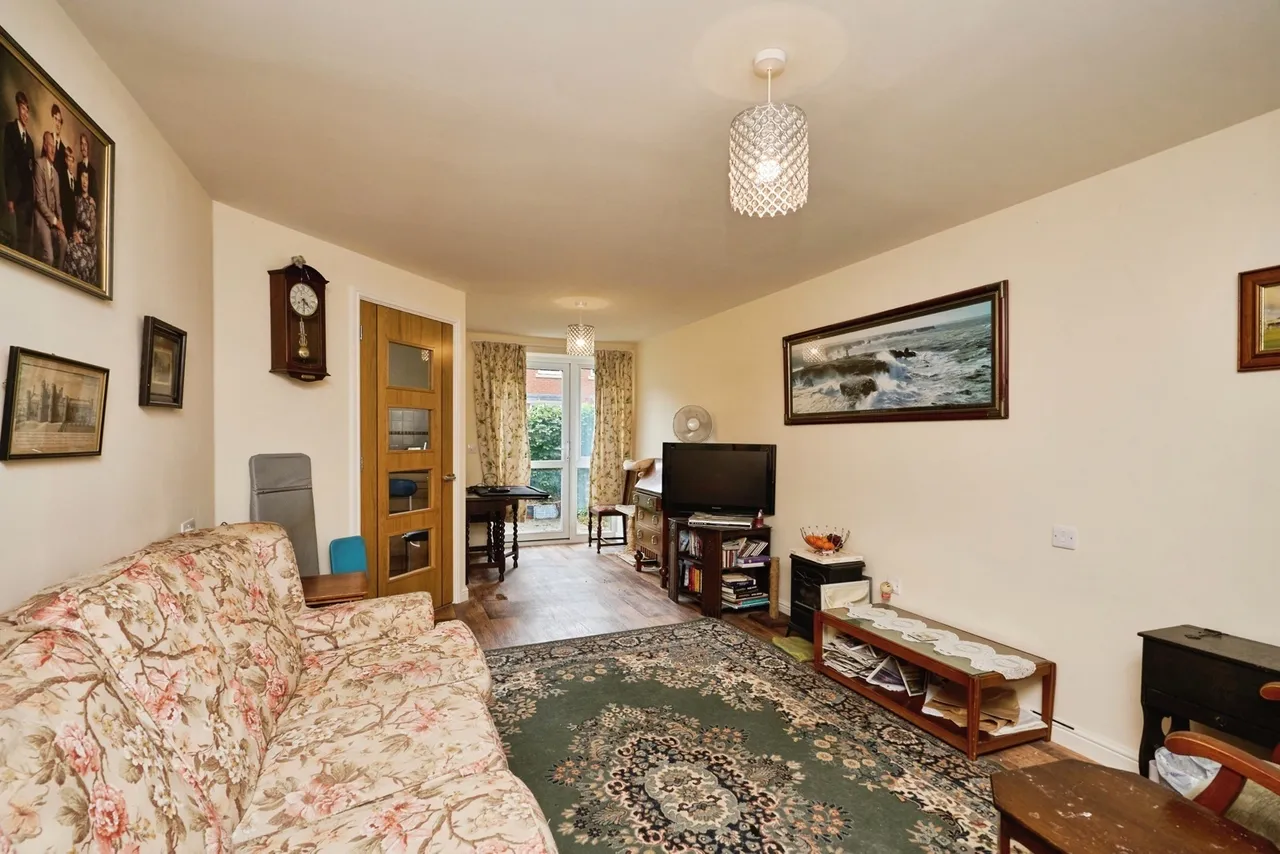 Foxes Road, Newport, PO30, photo 4