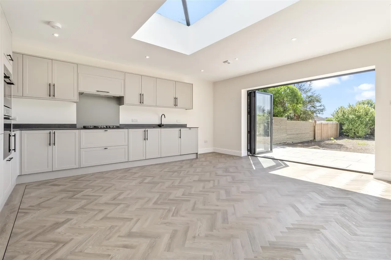 Littlehampton Road, Ferring, Worthing, photo 24