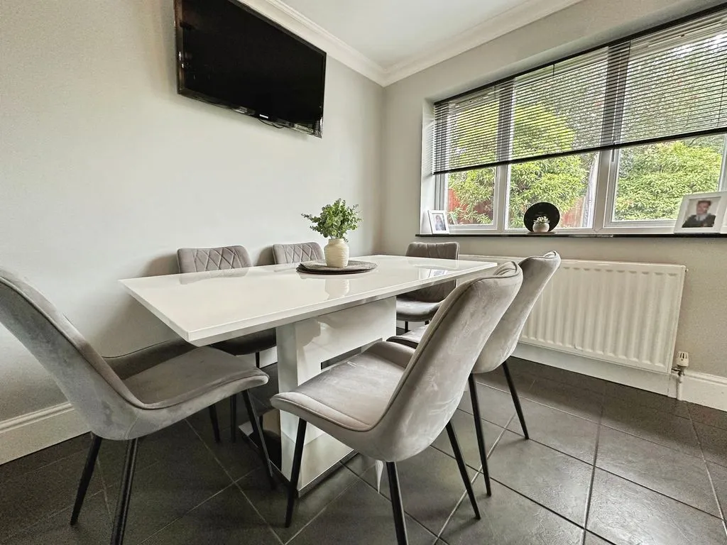 Westway, Pelsall, WS4, photo 9