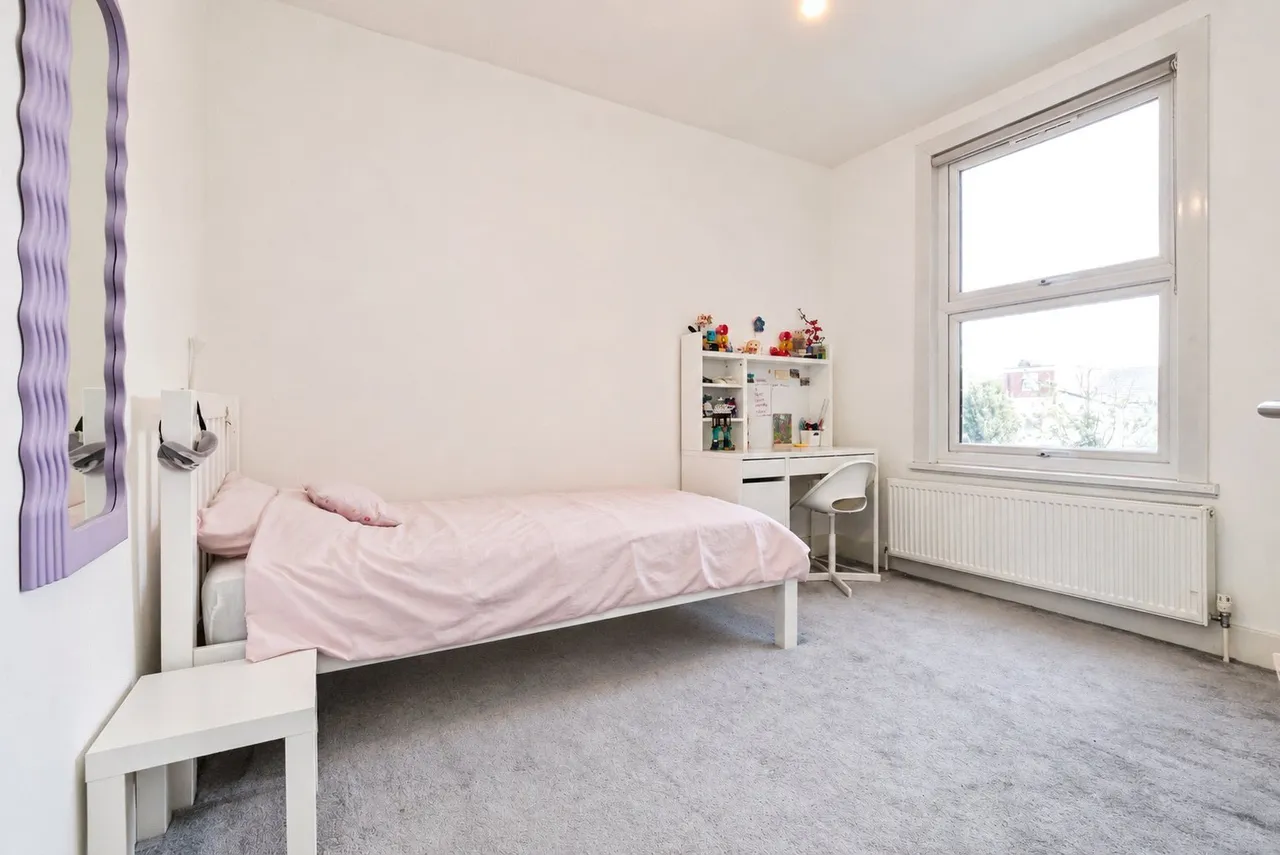 Northfield Road, East Ham, London, E6, photo 20