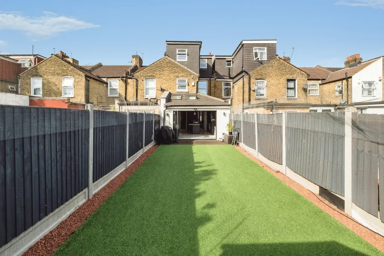 Northfield Road, East Ham, London, E6, photo 25