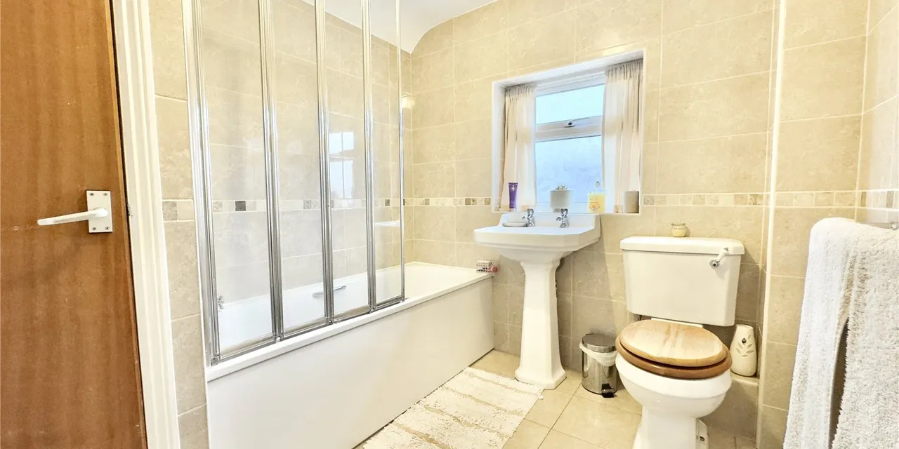 Mumfords Lane, Wirral, CH47, photo 12