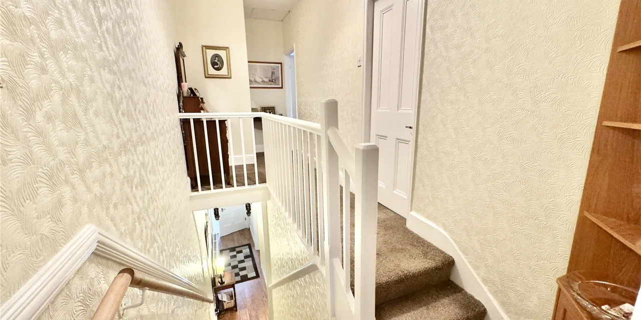 Mumfords Lane, Wirral, CH47, photo 10