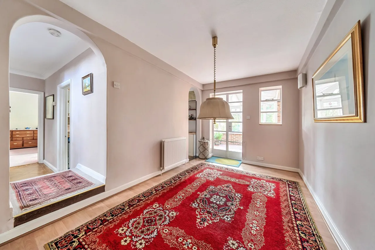Court Road, SE9, photo 30