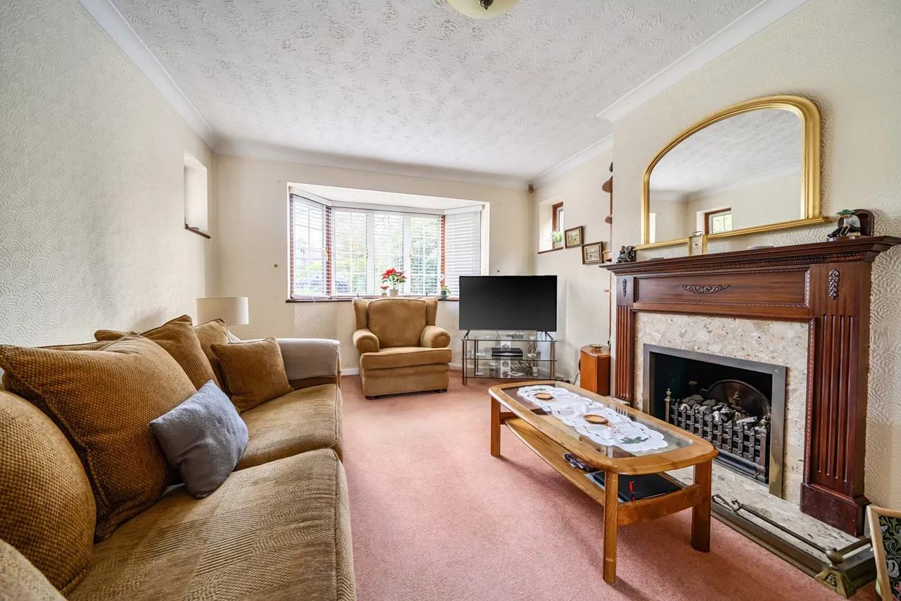 Court Road, SE9, photo 5