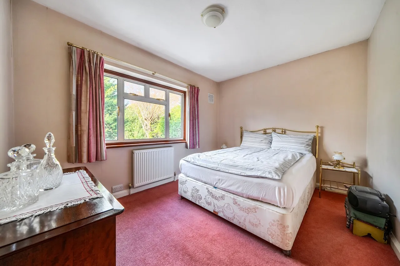 Court Road, SE9, photo 11