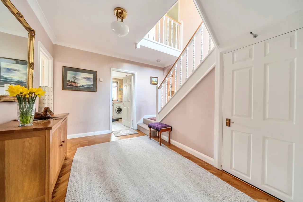 Court Road, SE9, photo 15