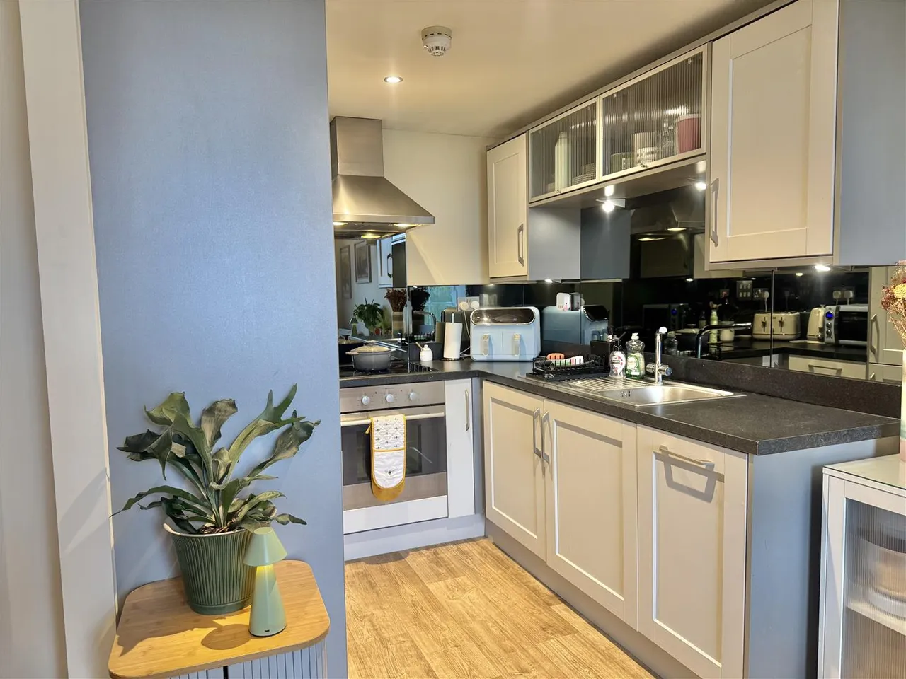 Shrewsbury Street, Glossop, SK13, photo 4