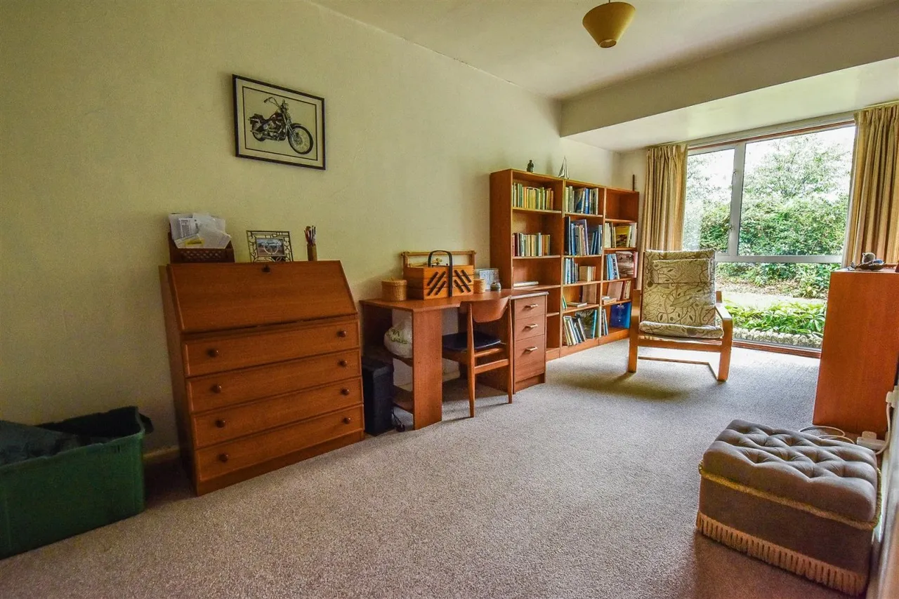 Rednock Drive, Dursley, GL11, photo 5