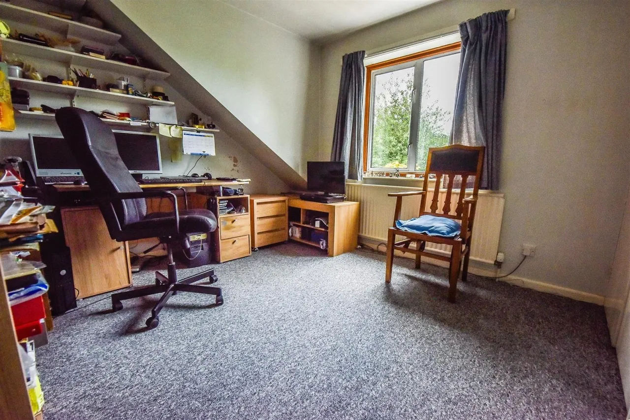 Rednock Drive, Dursley, GL11, photo 14