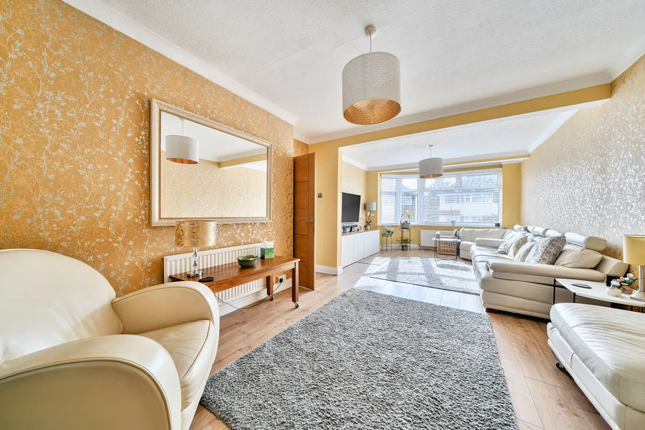Curzon Avenue, Stanmore, HA7, photo 4