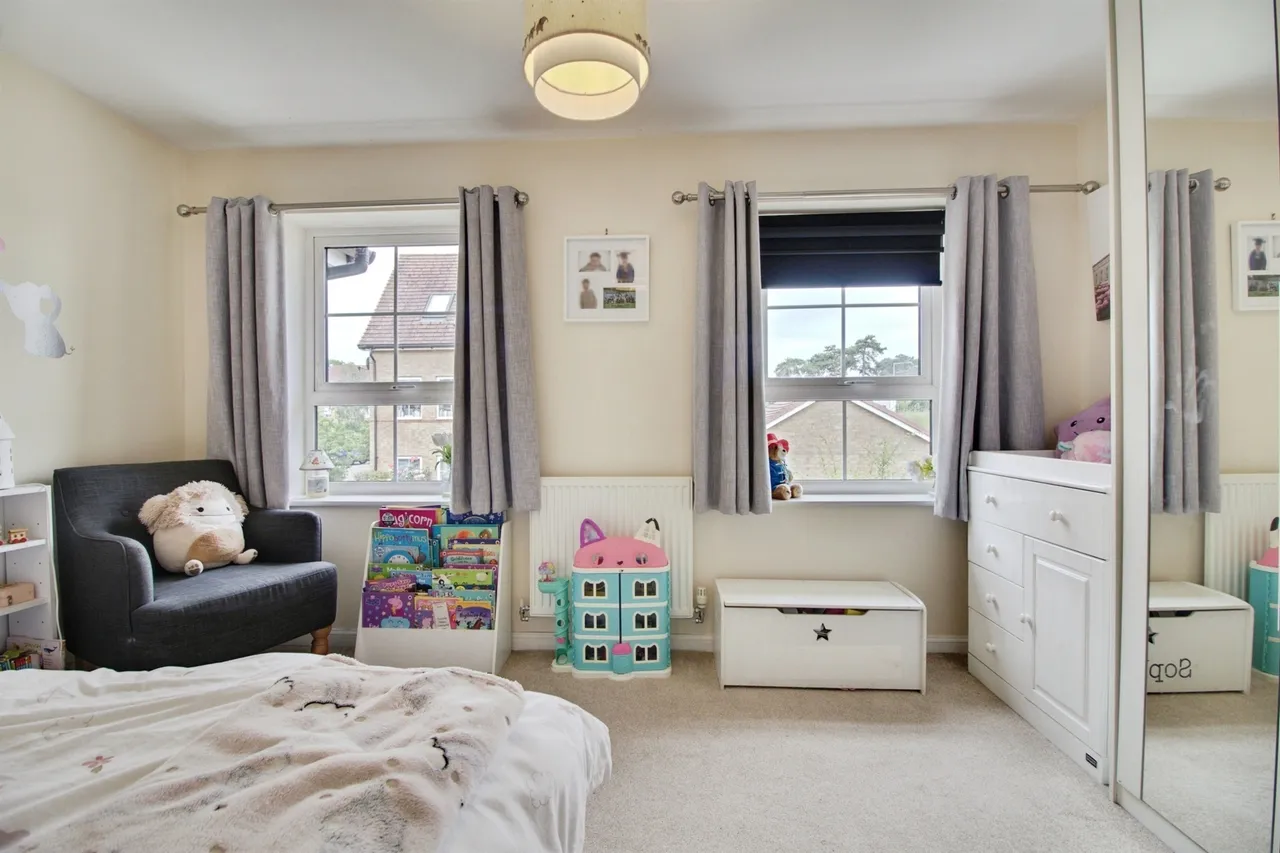 Peregrine Way, Hatfield, AL10, photo 13
