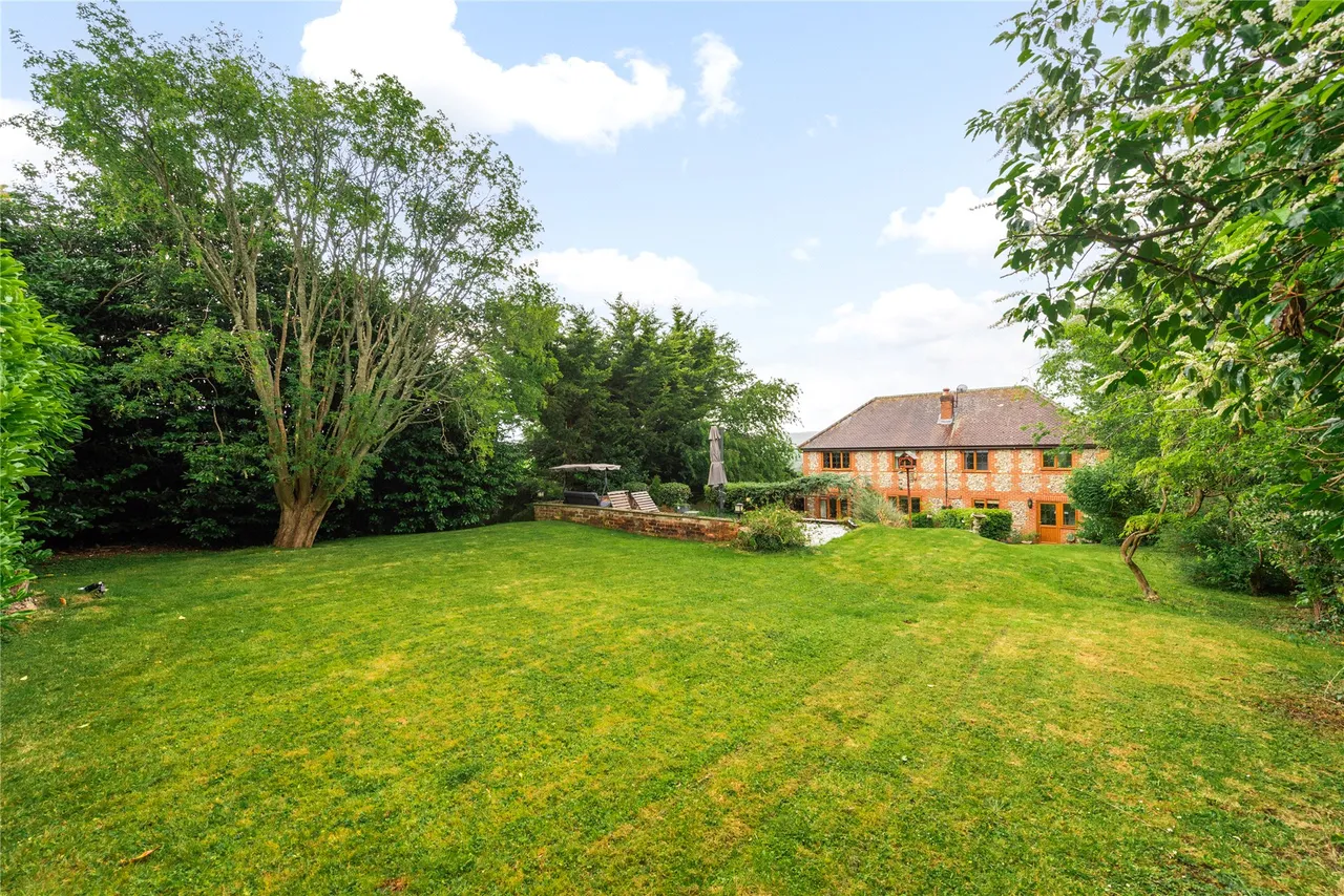 Haw Lane, Bledlow Ridge, HP14, photo 18