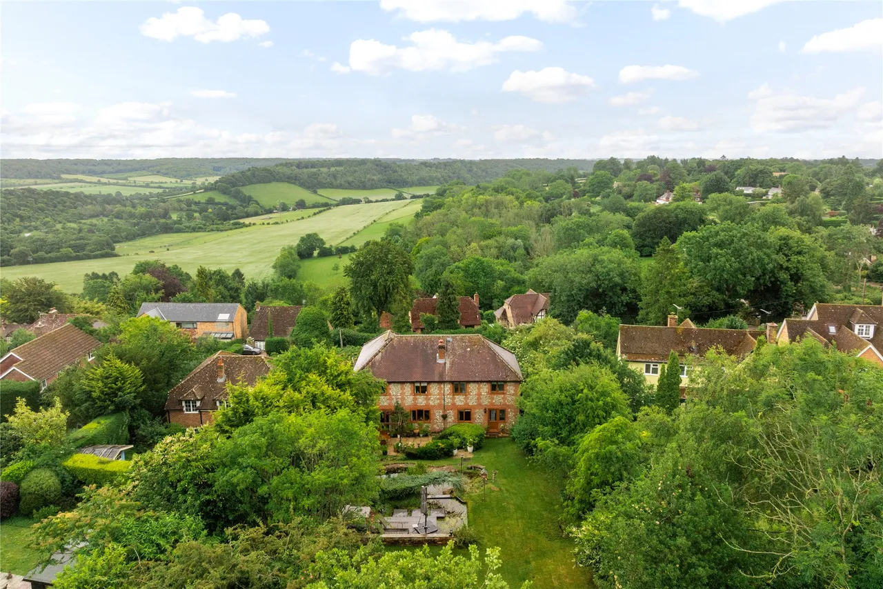 Haw Lane, Bledlow Ridge, HP14, photo 12