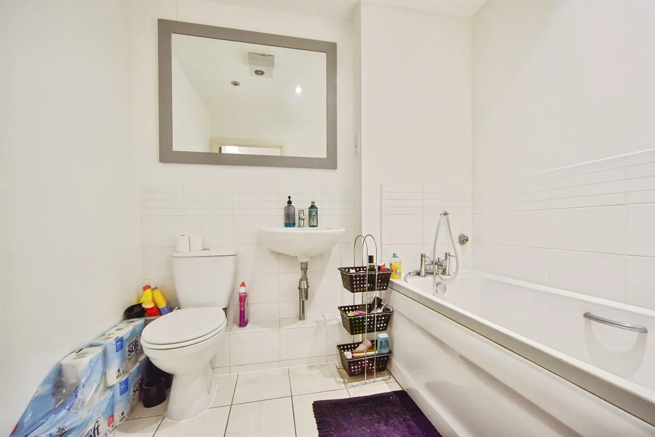 Sandling Lane, Maidstone, ME14, photo 15
