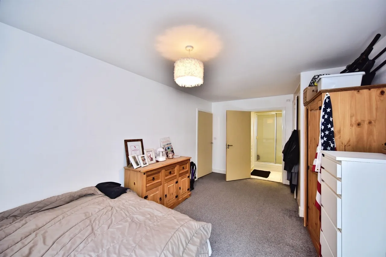 Sandling Lane, Maidstone, ME14, photo 10