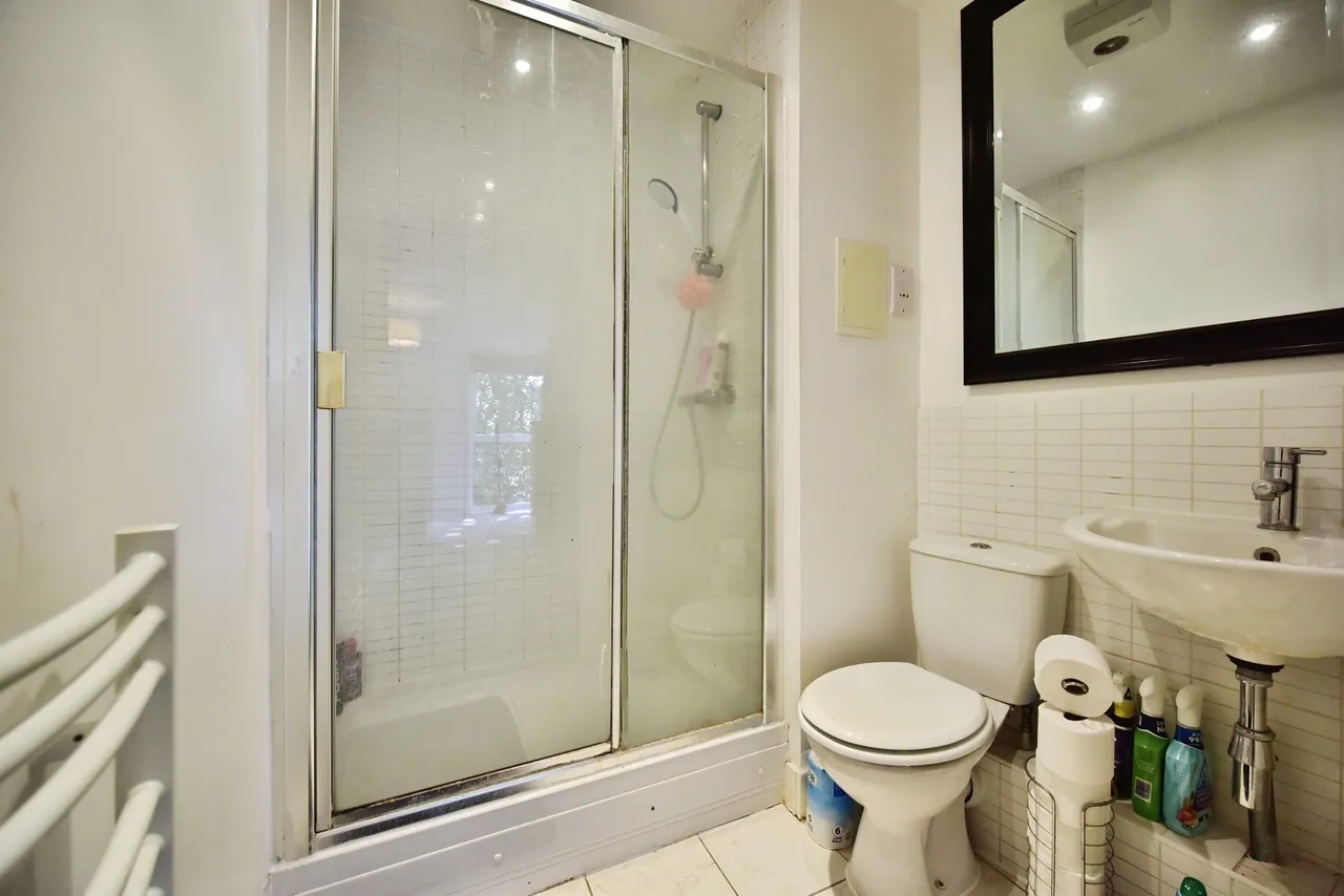 Sandling Lane, Maidstone, ME14, photo 14