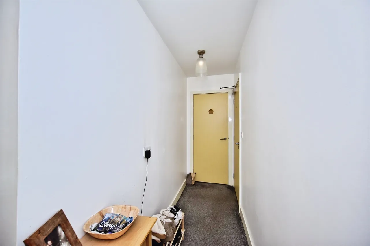 Sandling Lane, Maidstone, ME14, photo 13