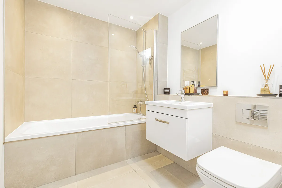 1 bed flat for sale — London, SE25 5FR