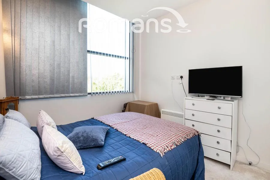 Wokingham Road, Bracknell, RG42, photo 9