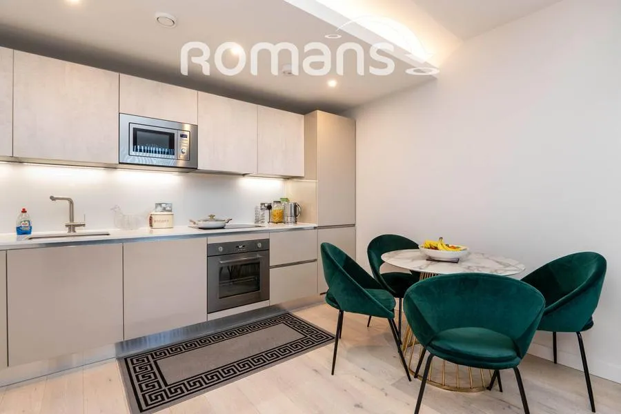 Wokingham Road, Bracknell, RG42, photo 5
