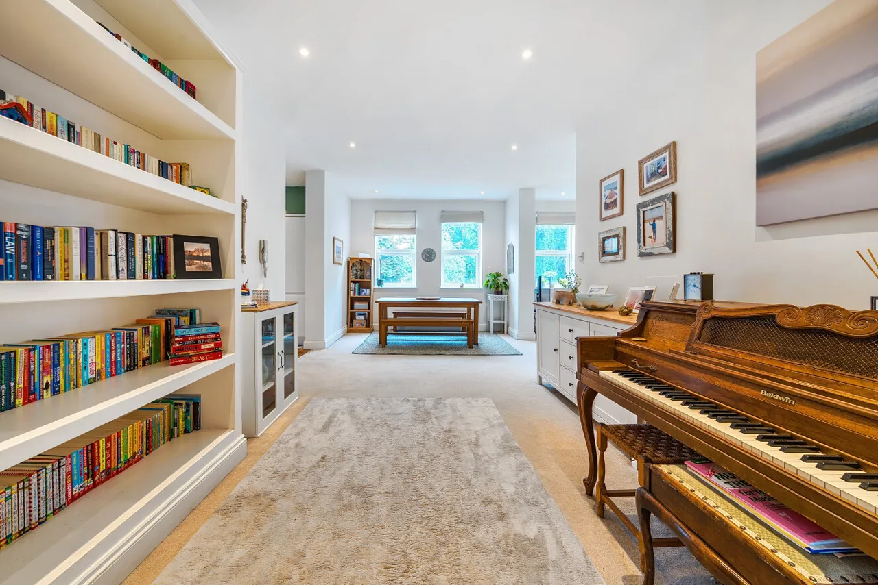 Santos Road, London, SW18, photo 8