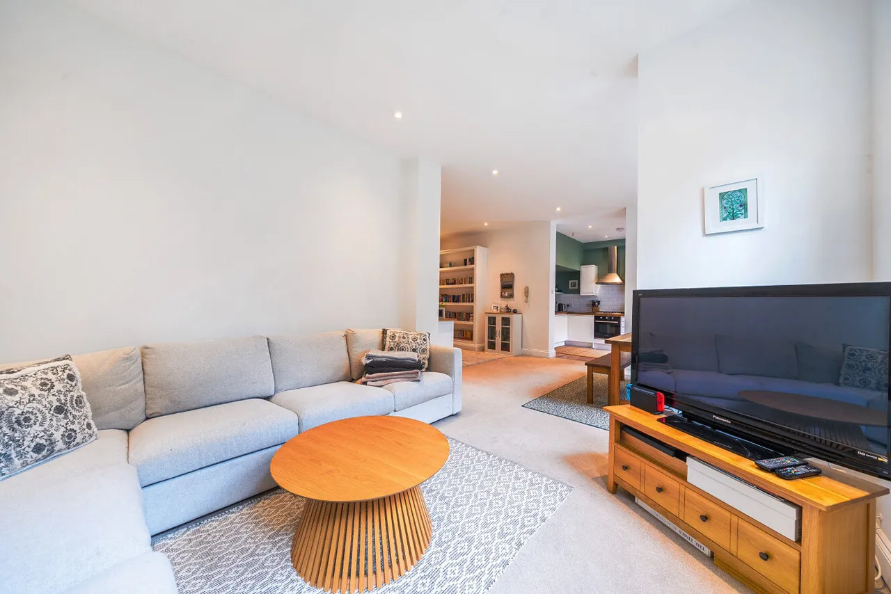 Santos Road, London, SW18, photo 6