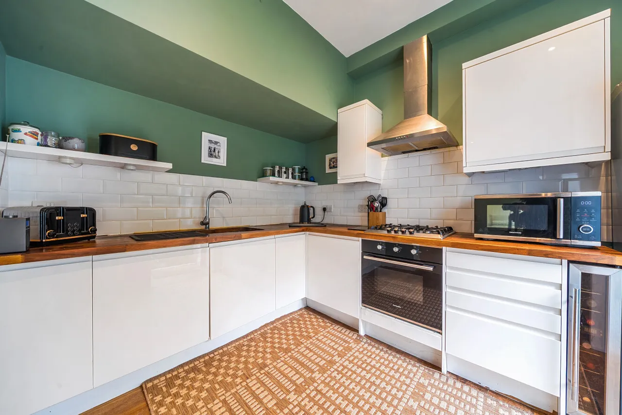 Santos Road, London, SW18, photo 5