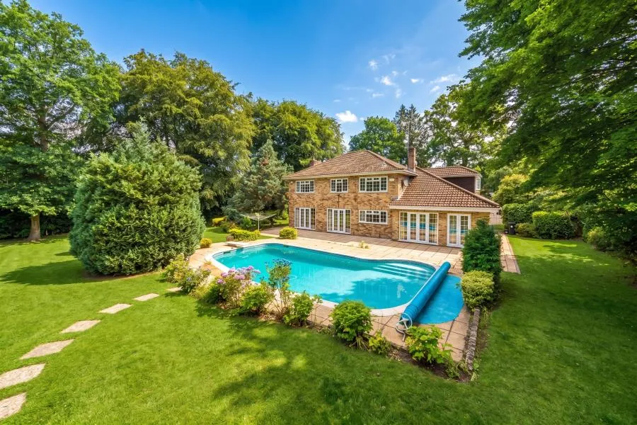 Old Avenue, West Byfleet, KT14, photo 13